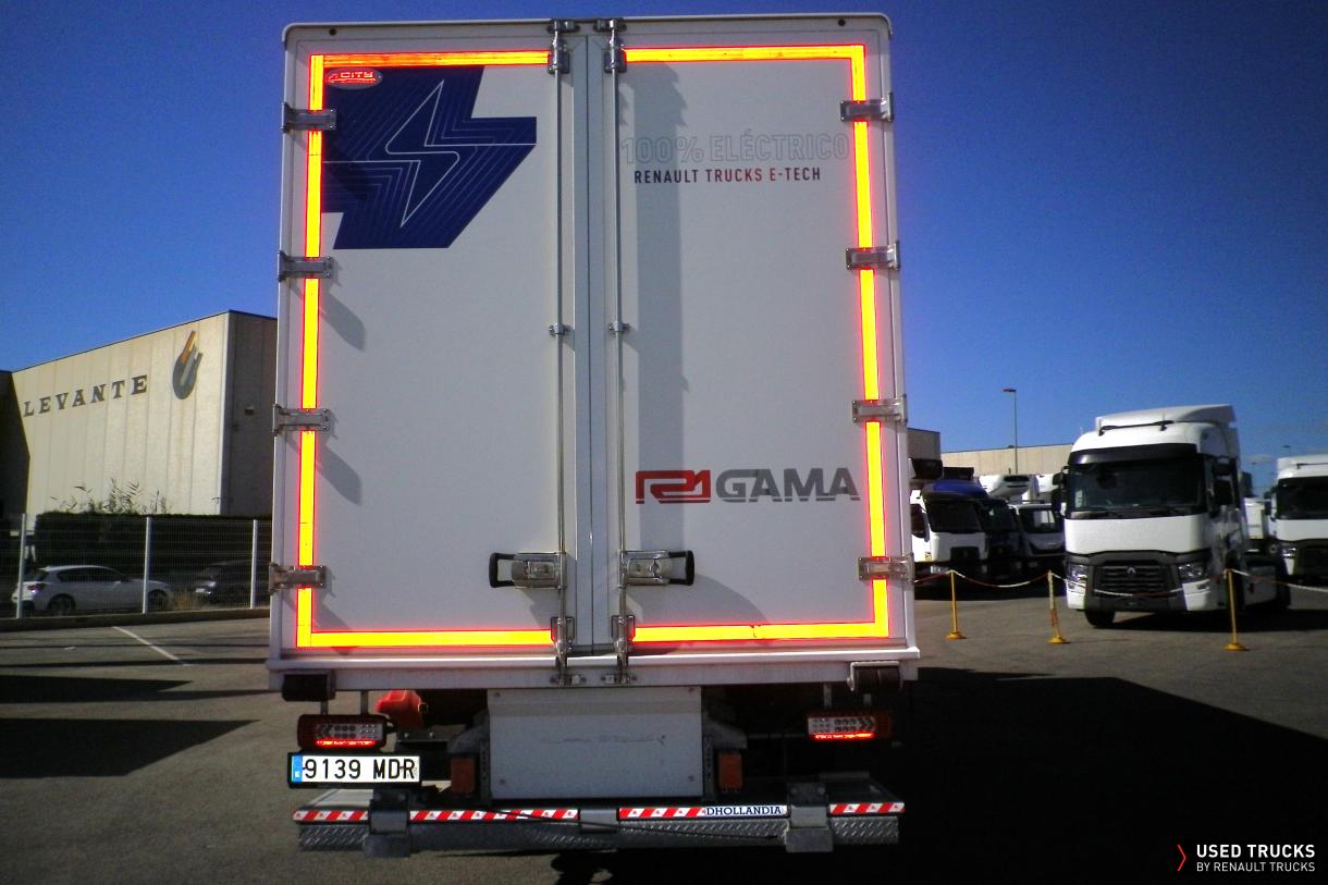 Renault Trucks D Wide 