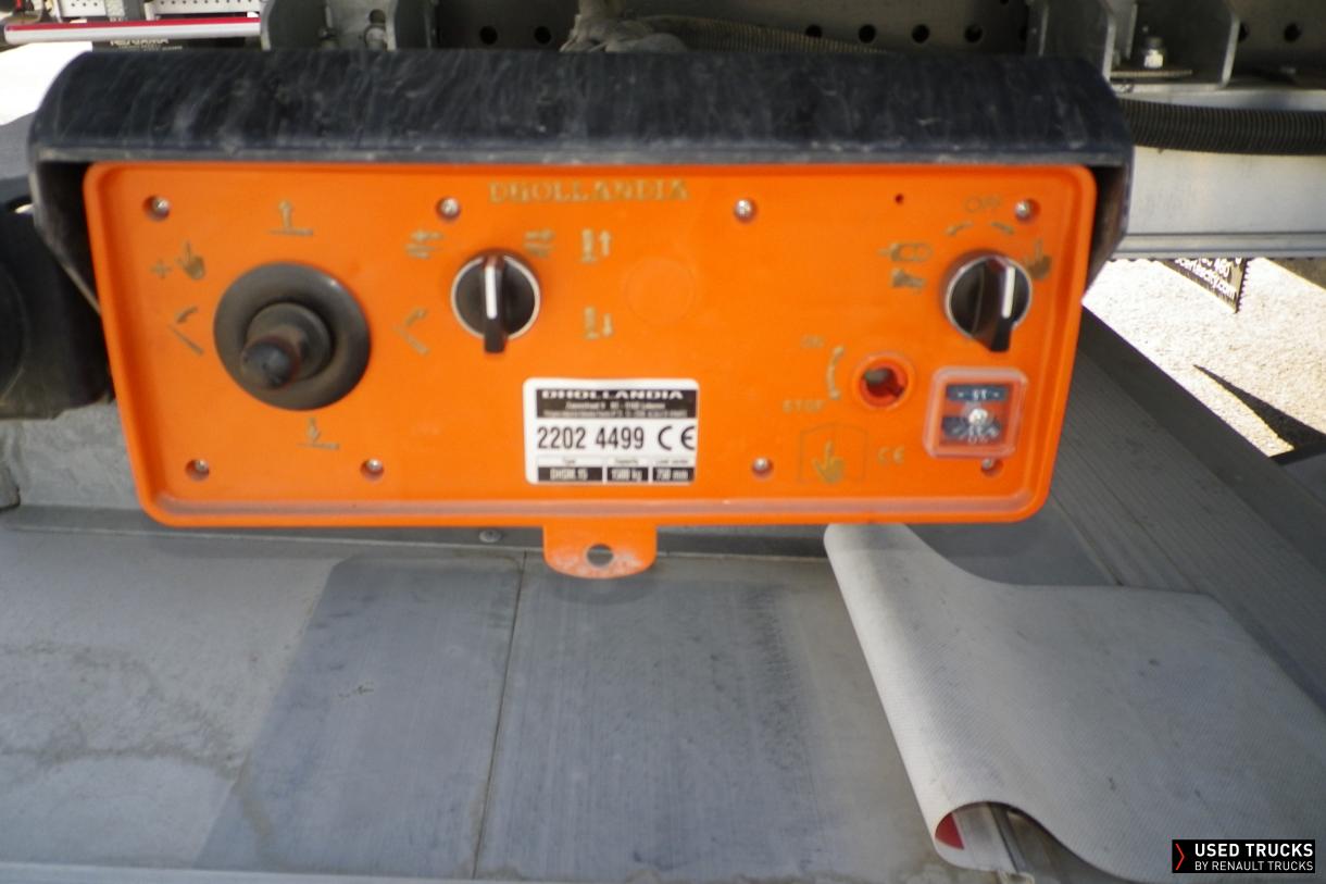 Renault Trucks D Wide 