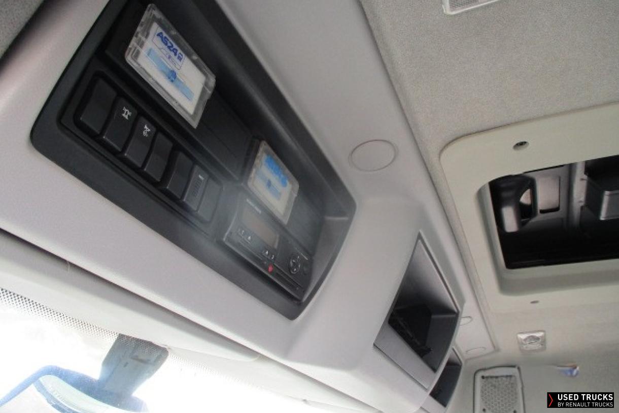 Renault Trucks Premium 430