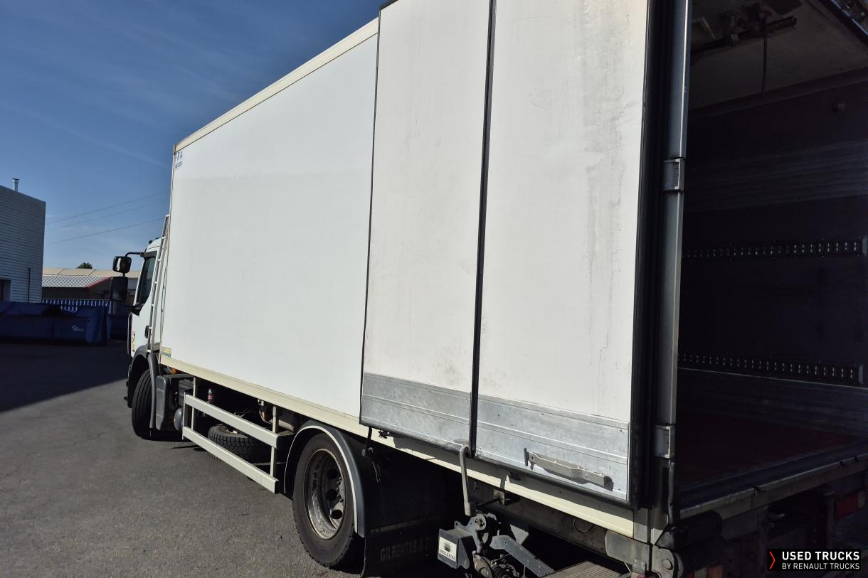Renault Trucks Premium Distribution 270