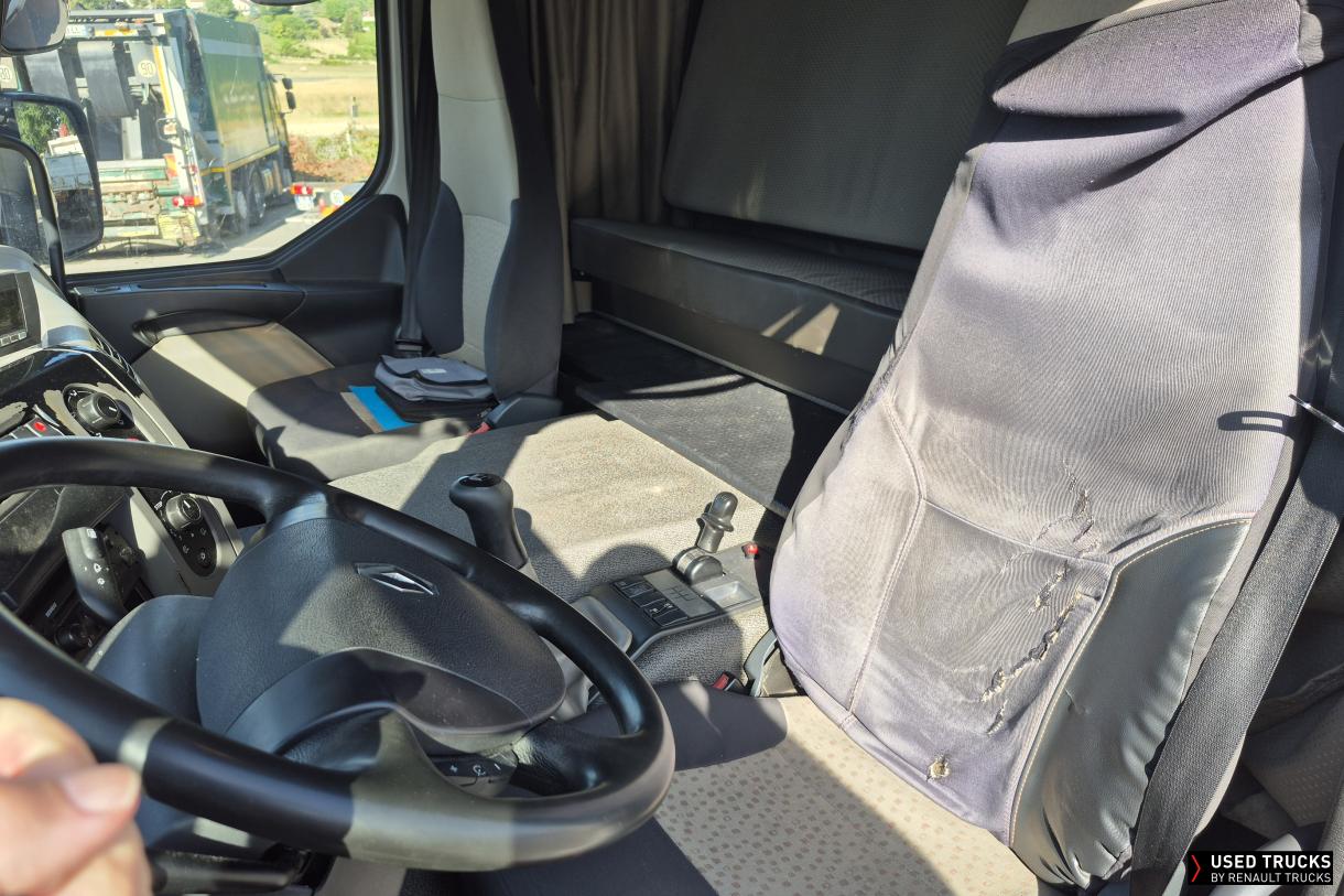 Renault Trucks Premium Distribution 270