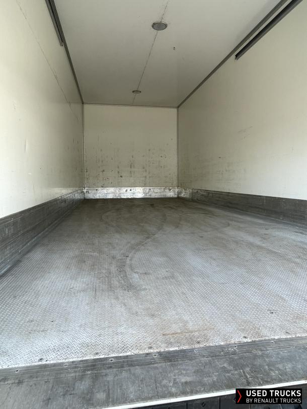 Renault Trucks D 210