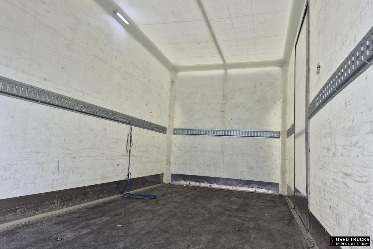 Renault Trucks Master 