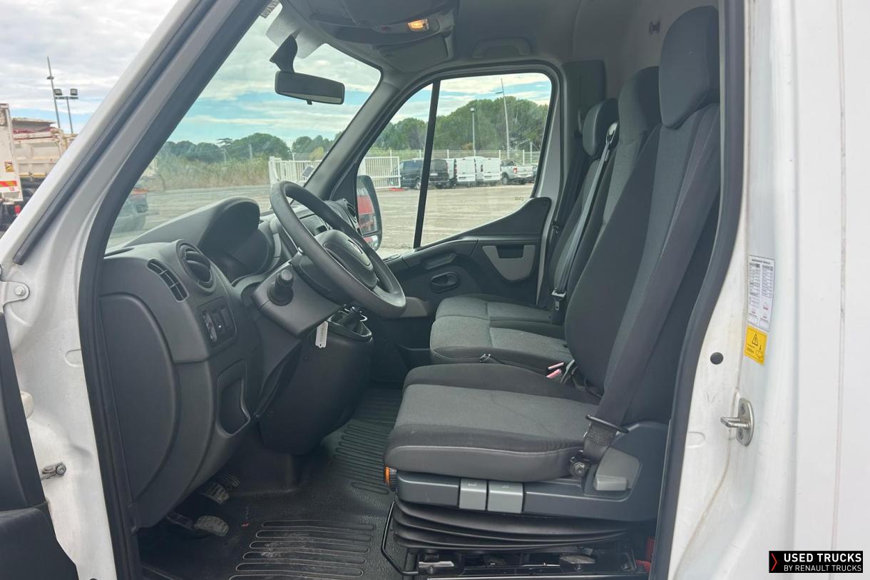 Renault Trucks Master 130