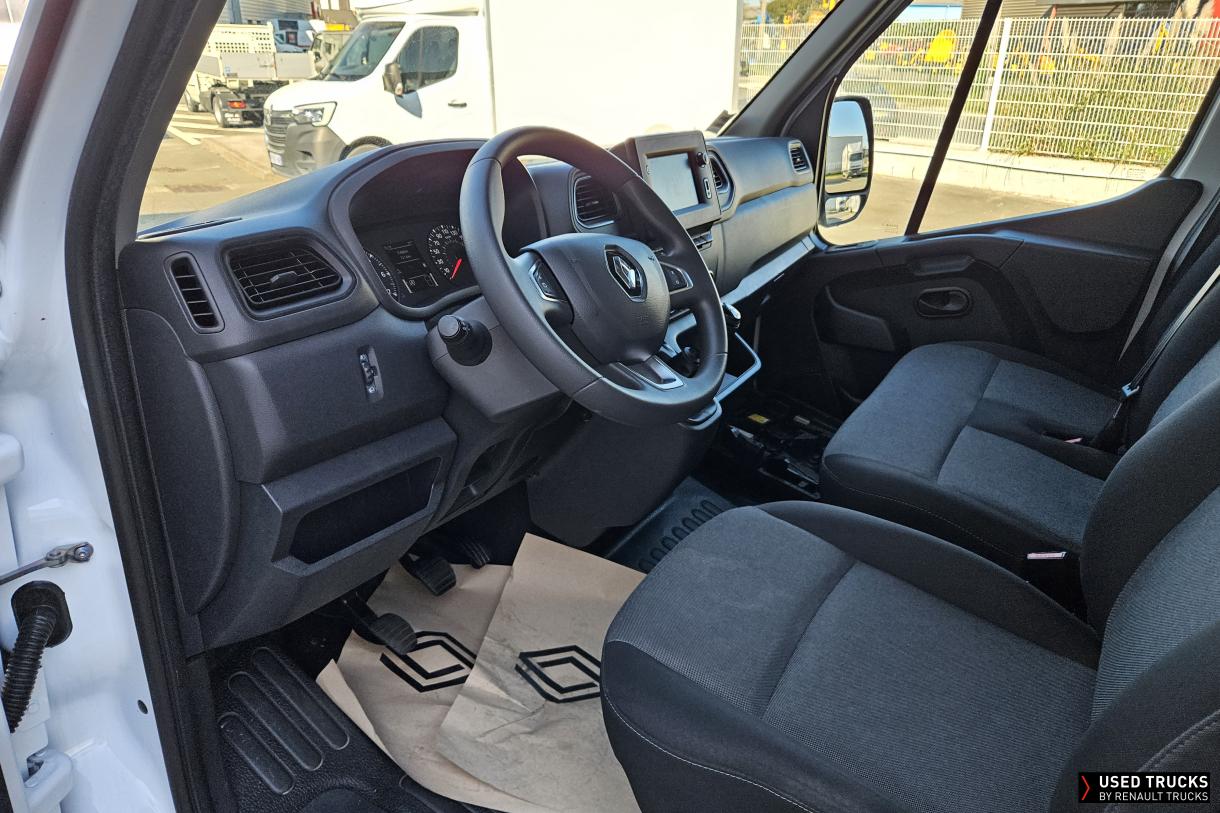 Renault Master 145