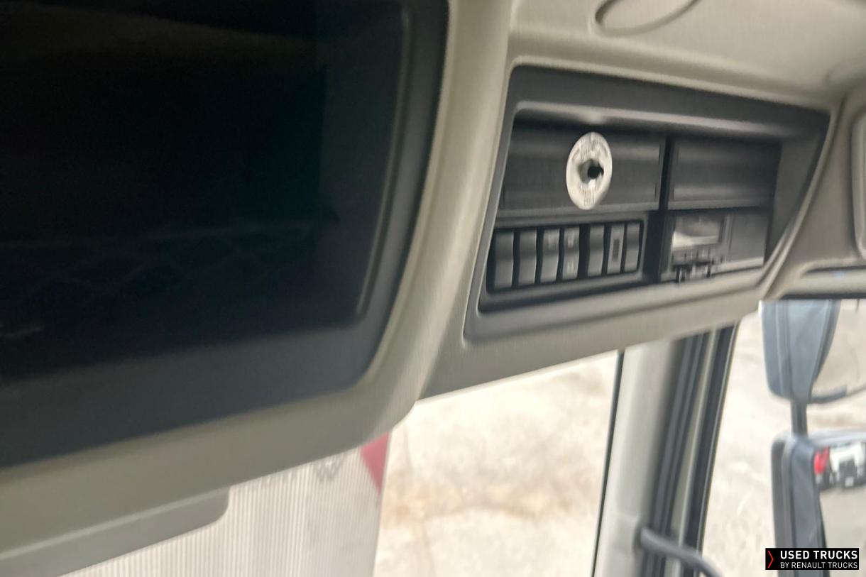 Renault Trucks D Cab 2.1 250