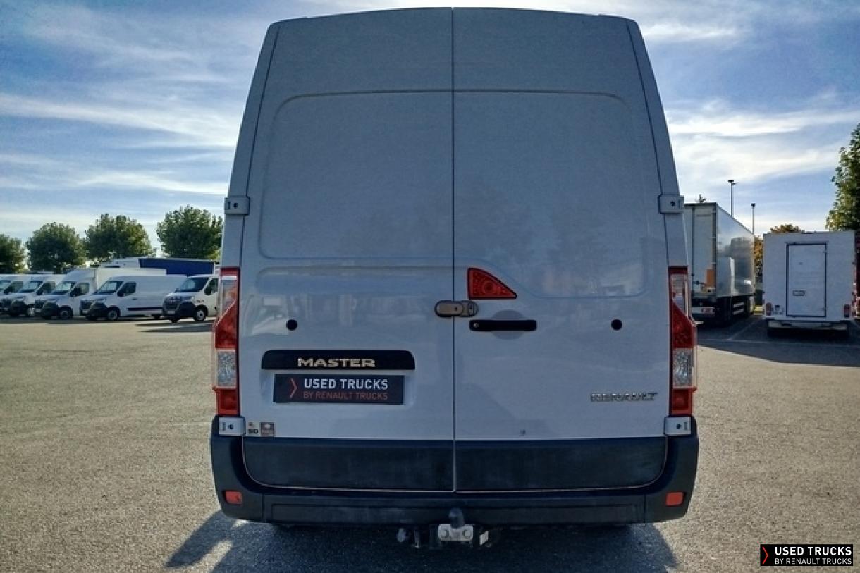 Renault Master 135