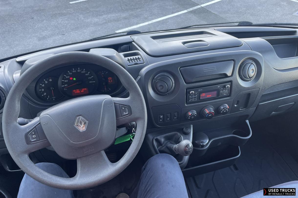 Renault Trucks Master 145