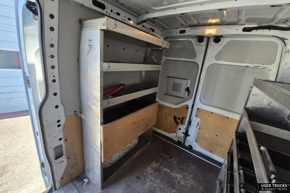 Renault Trucks Master 145