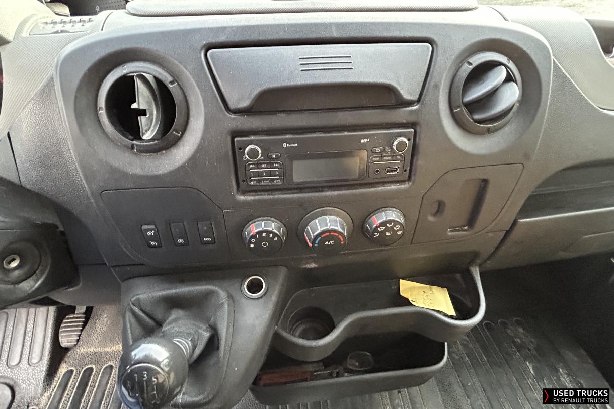 Renault Trucks Master 135