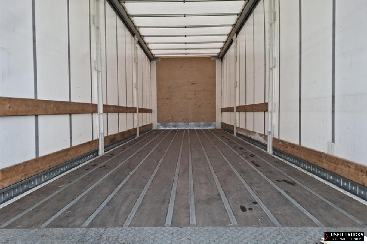 Renault Trucks D 240