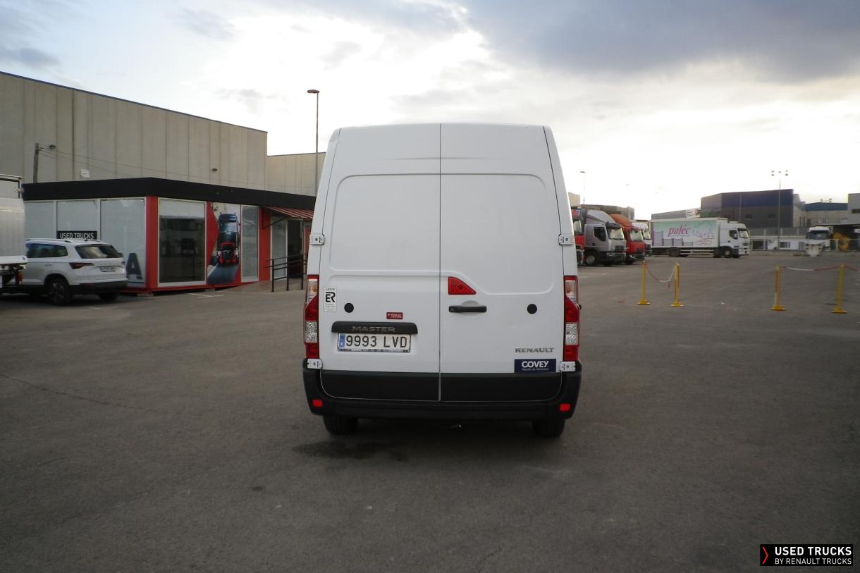 Renault Trucks Master 135