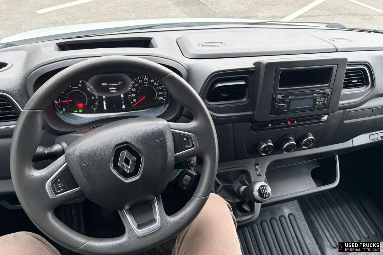 Renault Trucks Master 145