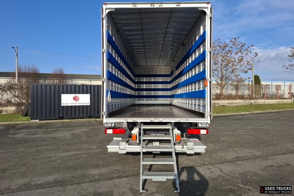 Renault Trucks D Wide 320