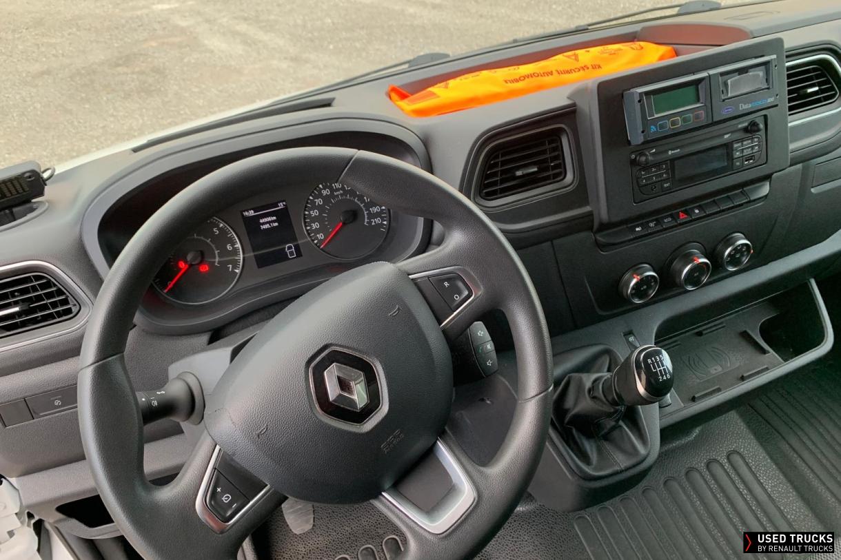 Renault Trucks Master 145