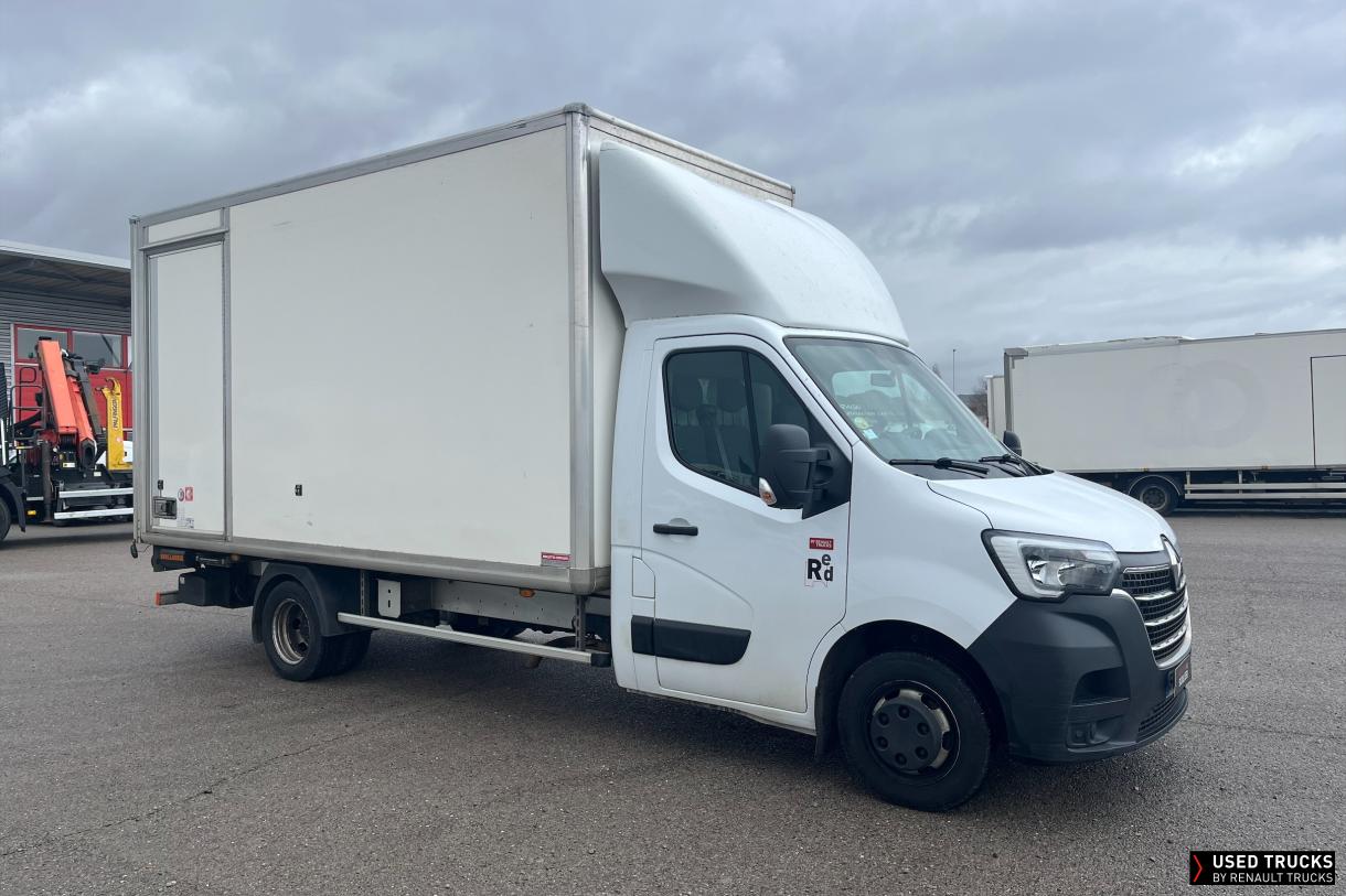 Renault Trucks Master 145