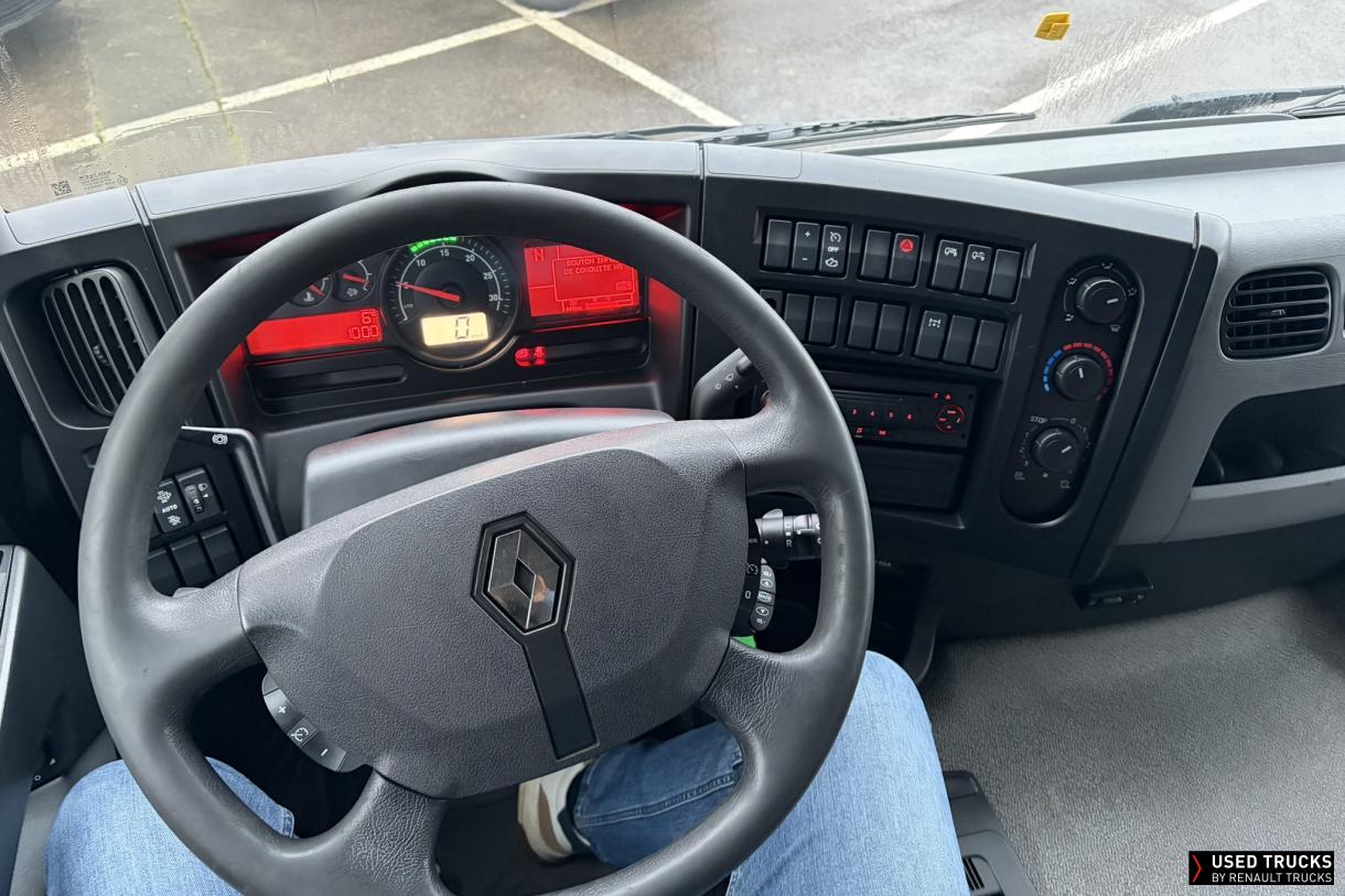 Renault Trucks D Wide 250