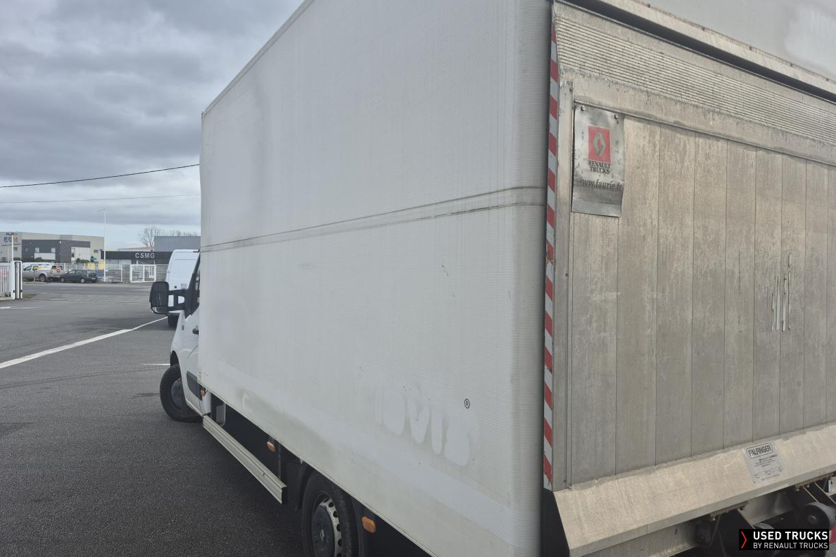 Renault Trucks Master 130
