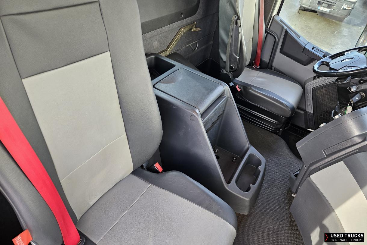 Renault Trucks C 460