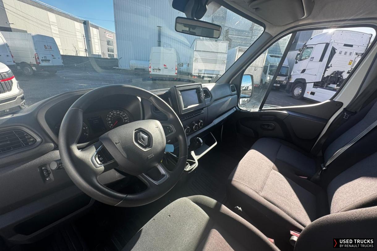 Renault Master 145