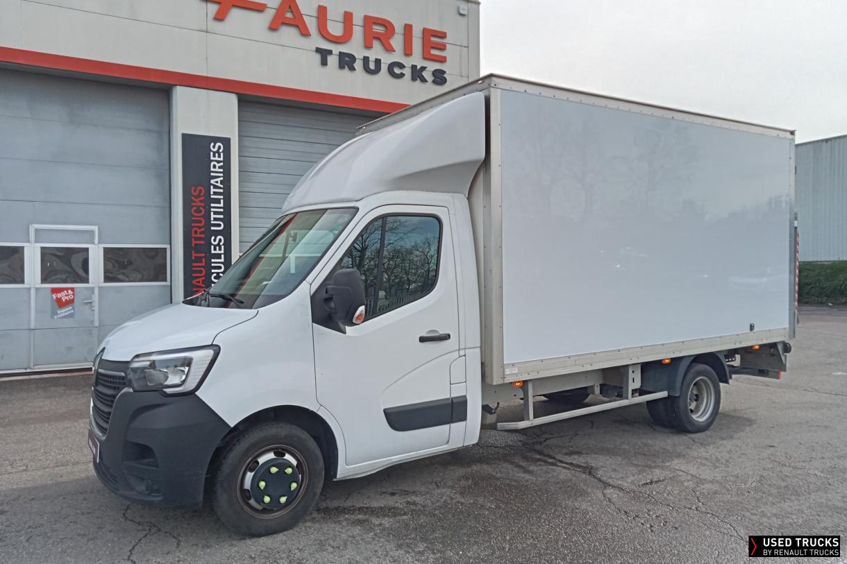 Renault Master 130
