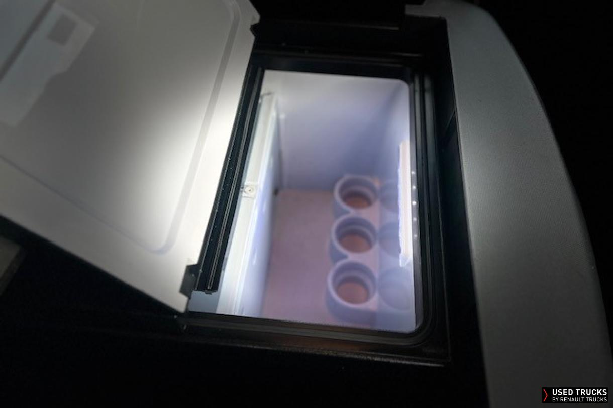 Renault Trucks T High 520