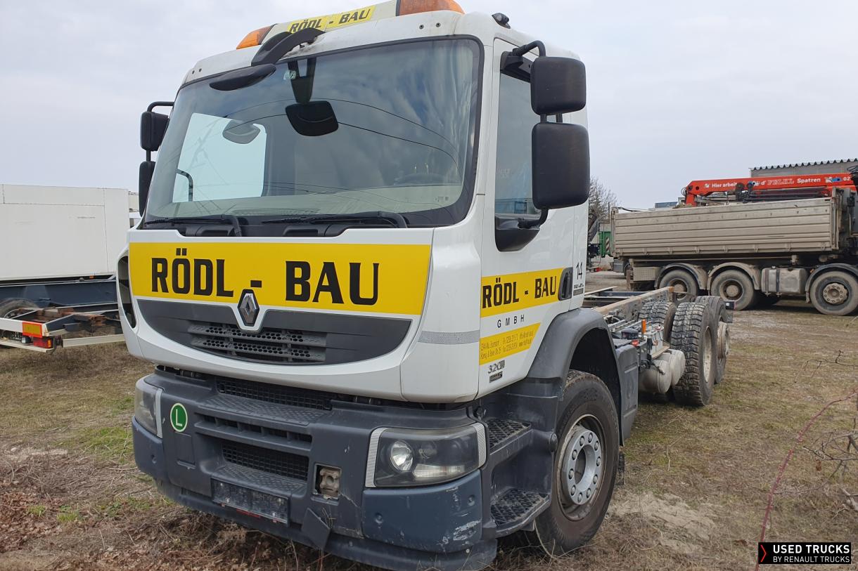 Renault Trucks Premium 320