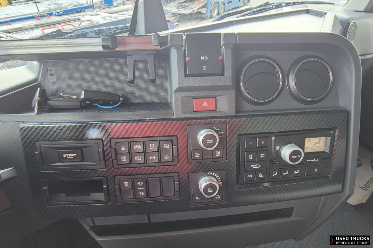 Renault Trucks T High 