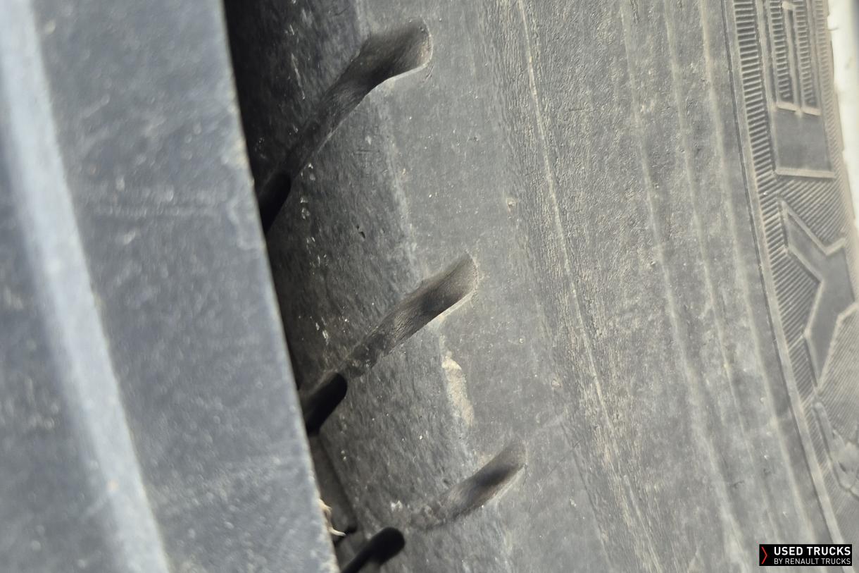 Renault Trucks D 280