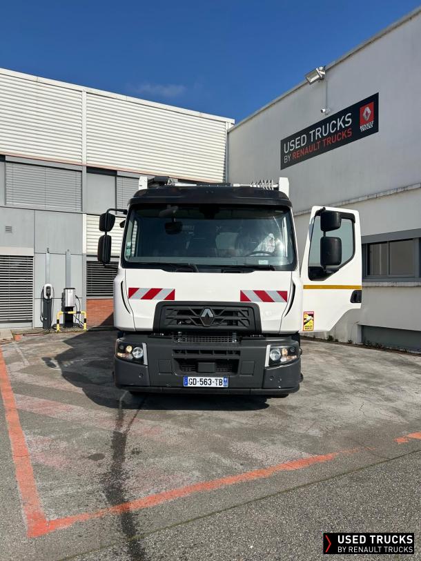 Renault Trucks D Wide 320