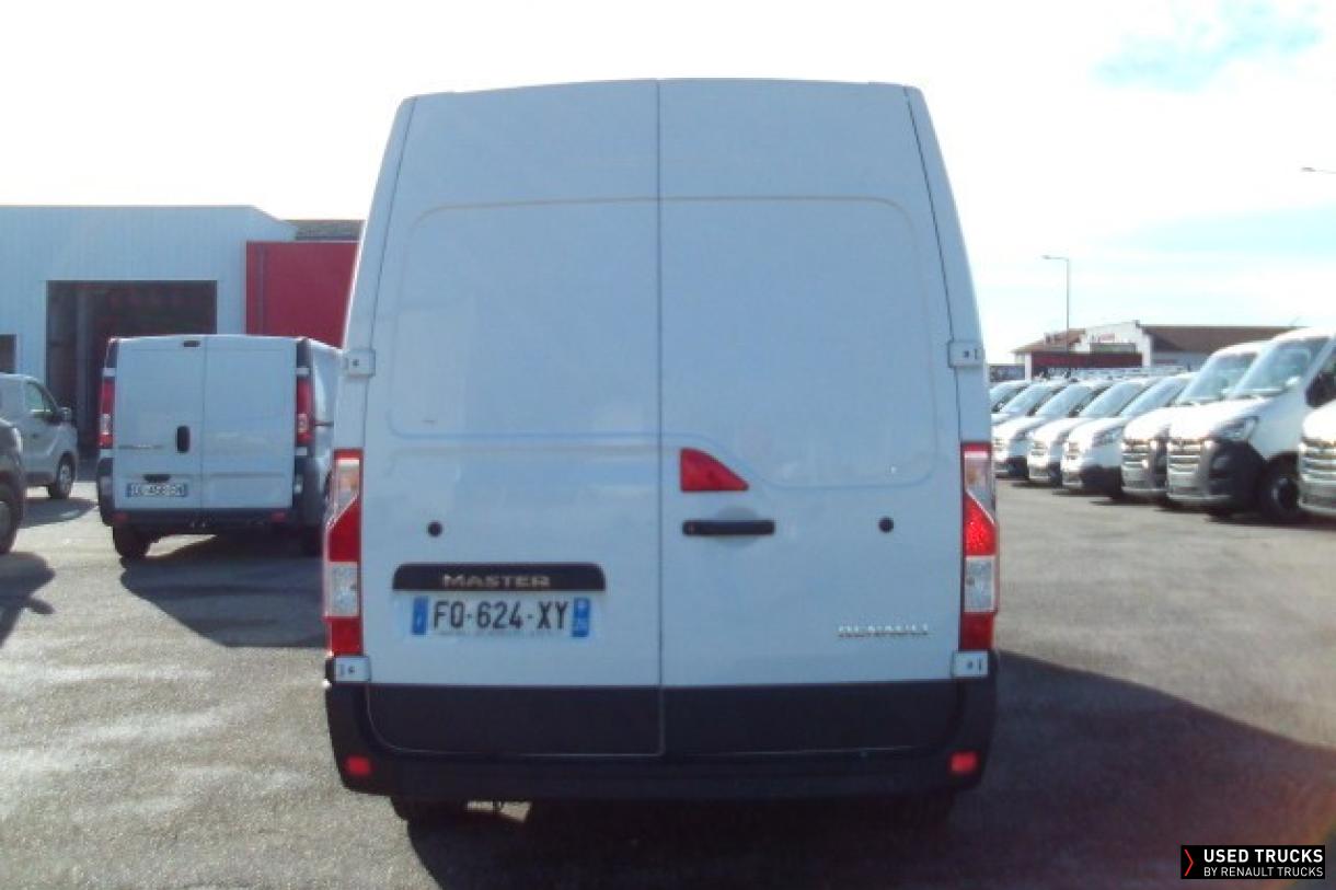 Renault Master 135