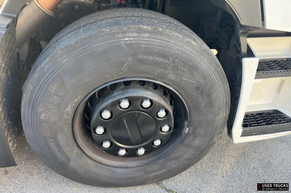 Renault Trucks T High 