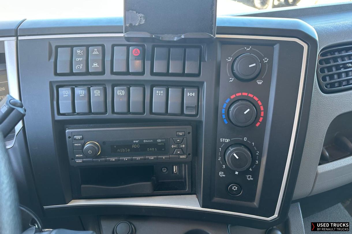 Renault Trucks D 240