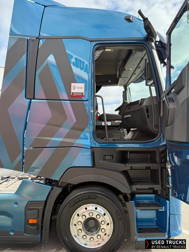 Renault Trucks T High 