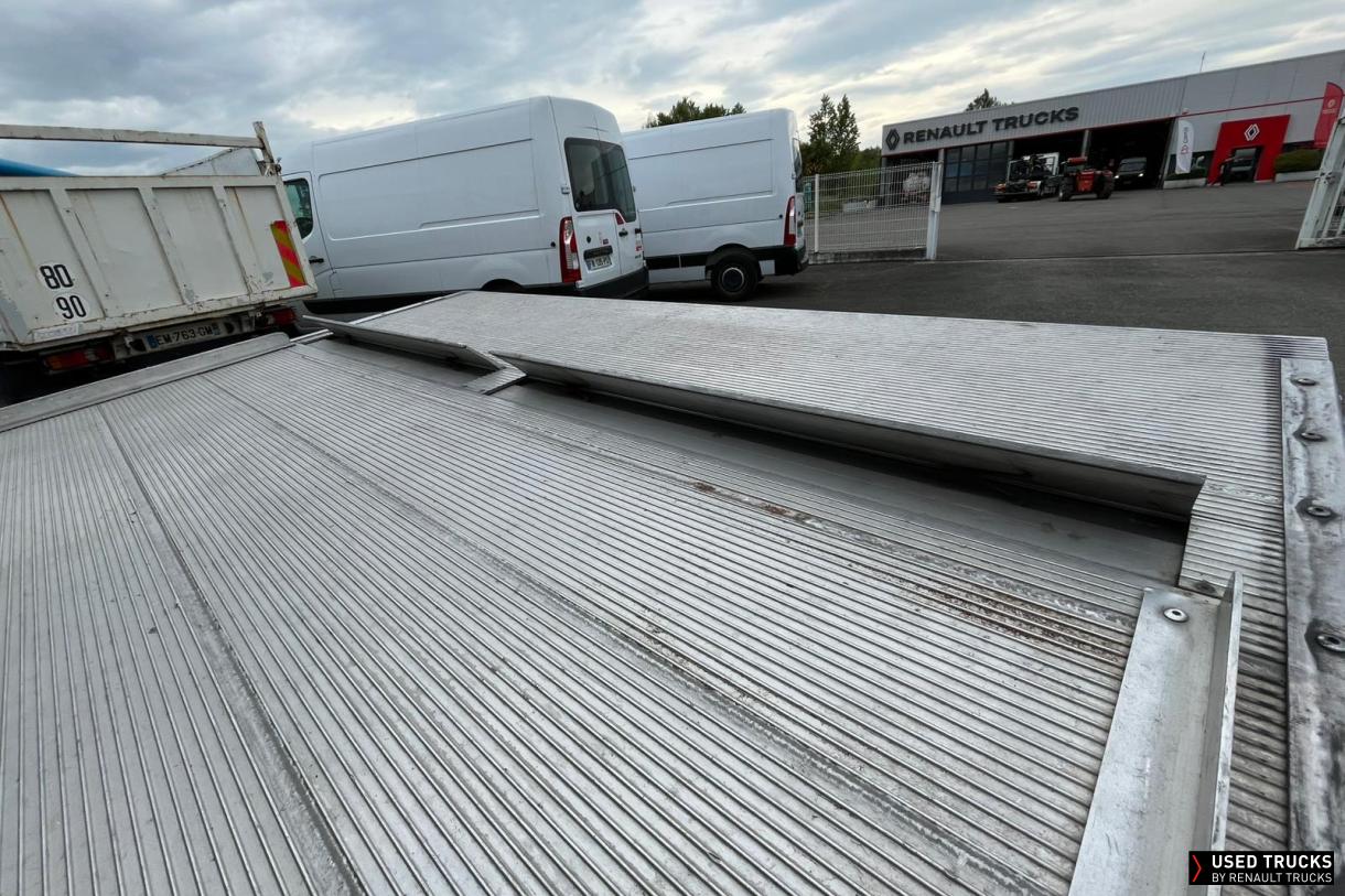 Renault Trucks Master 145