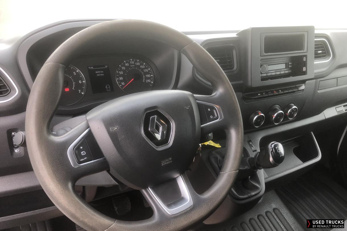Renault Trucks Master 165