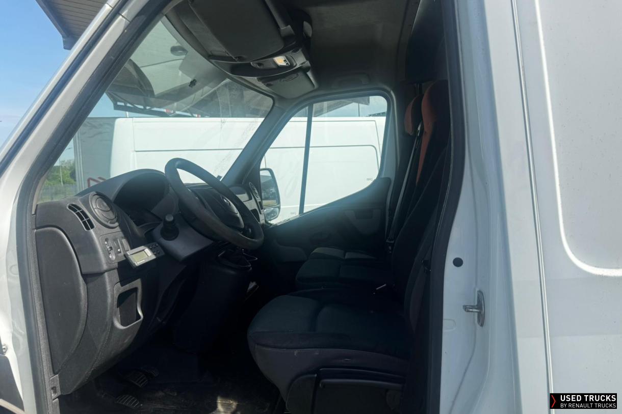 Renault Trucks Master 135