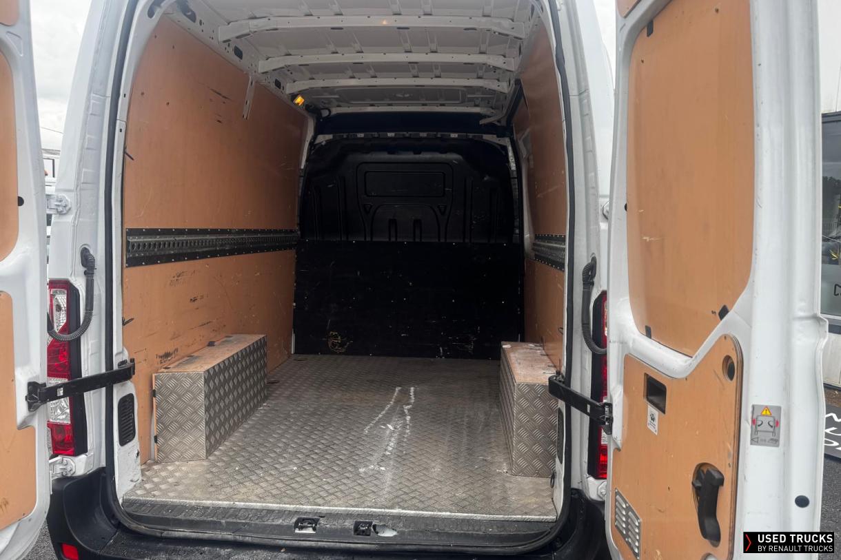 Renault Trucks Master 130