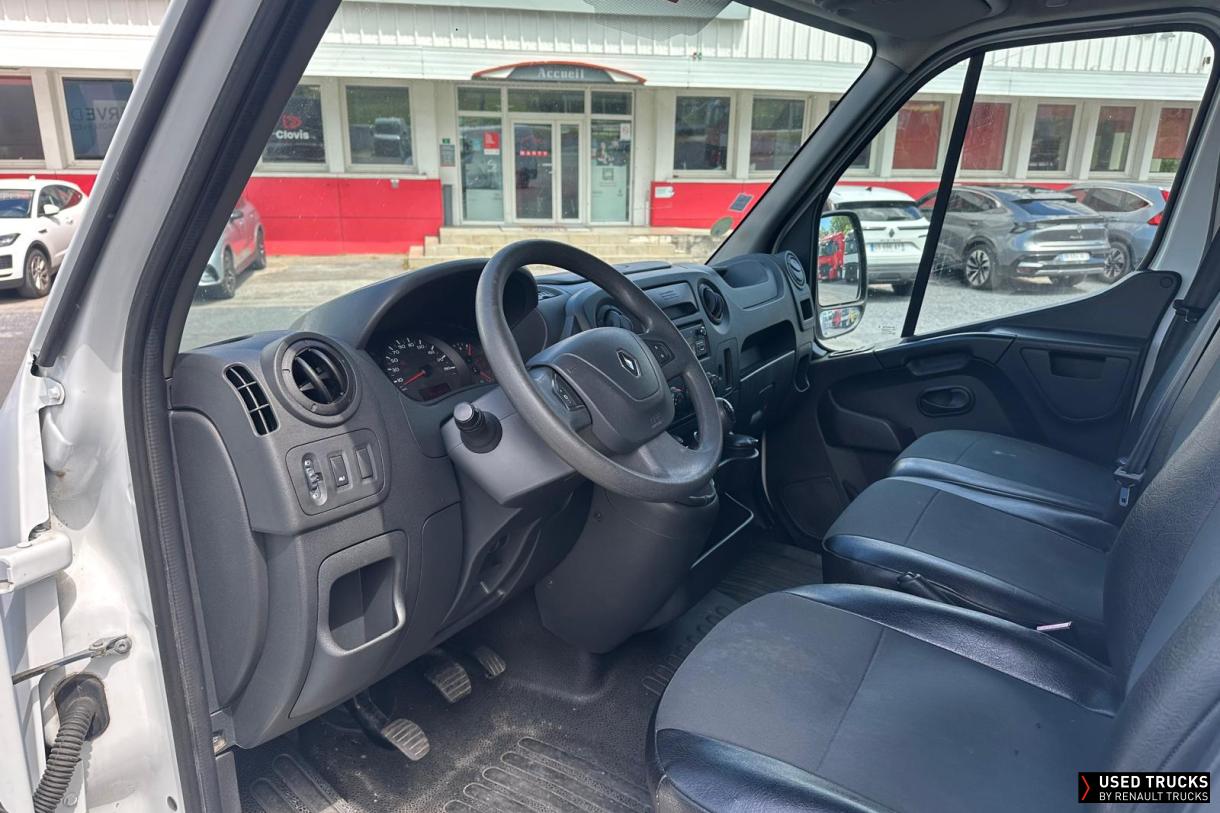Renault Trucks Master 145