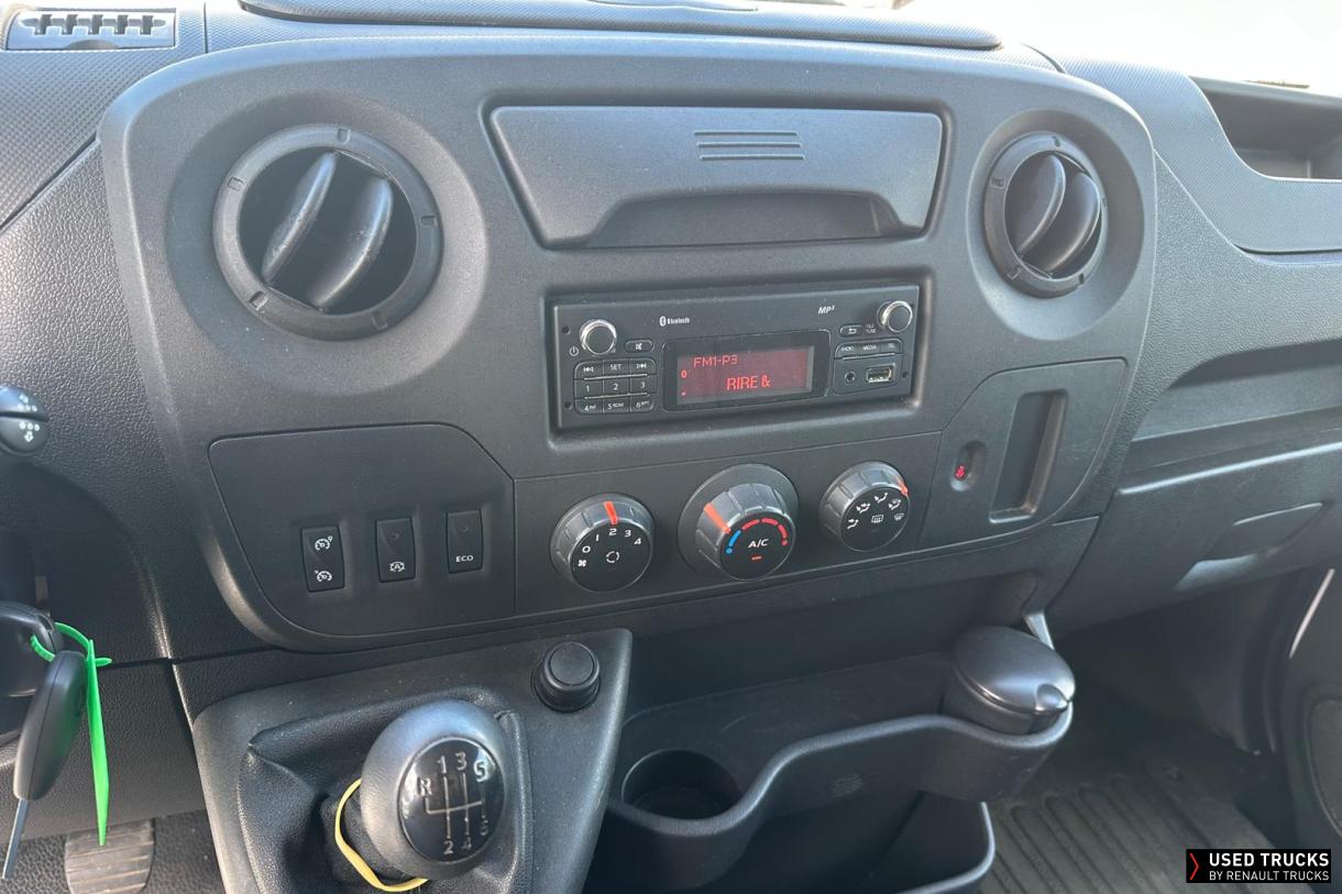 Renault Trucks Master 145