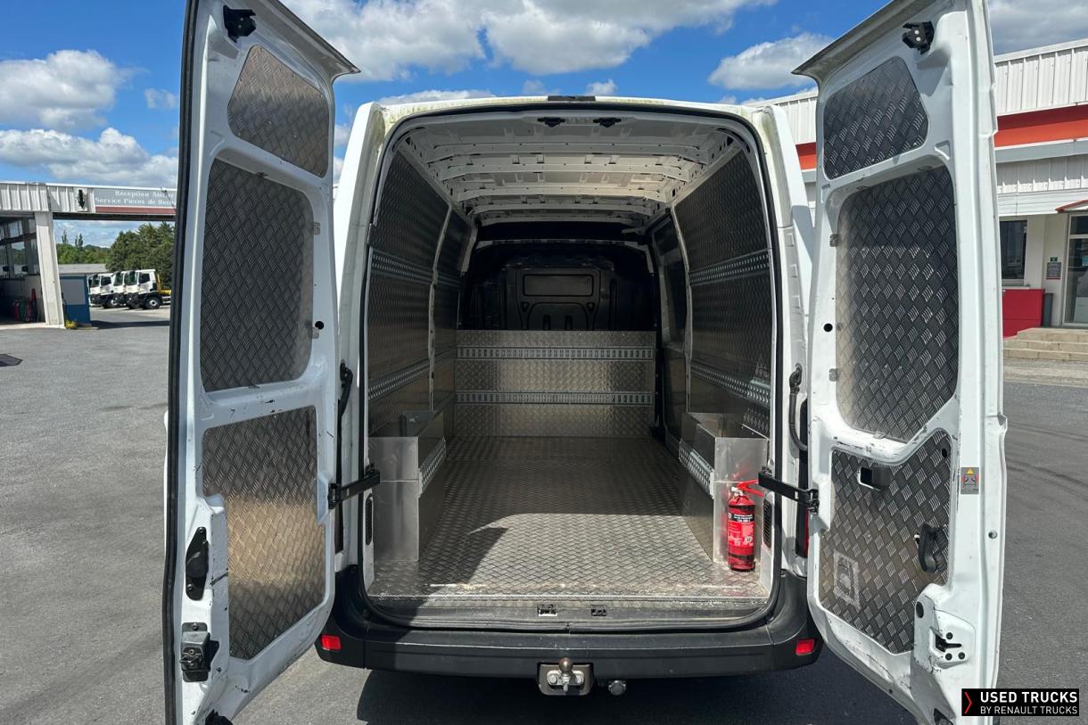 Renault Trucks Master 145