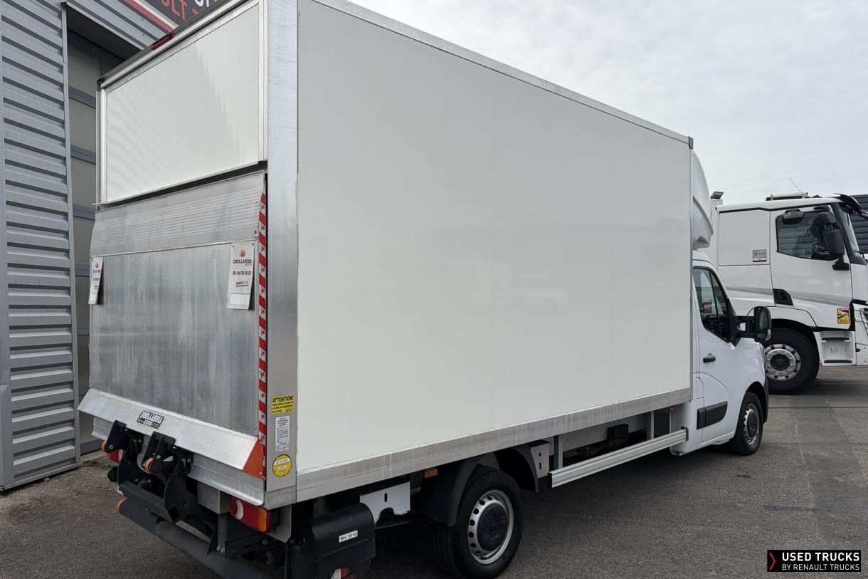 Renault Trucks Master 130