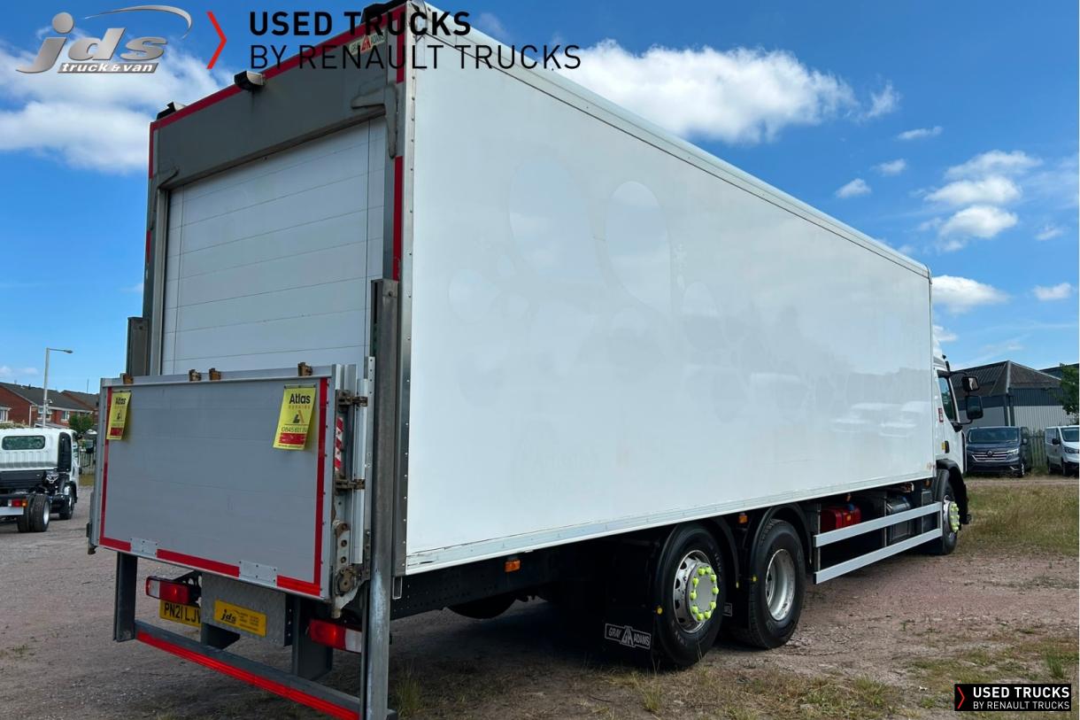 Renault Trucks D Wide 320
