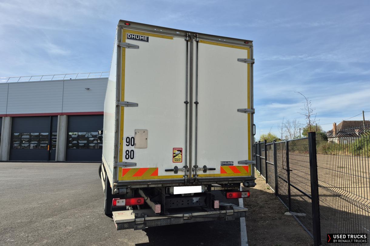 Renault Trucks D Wide 320