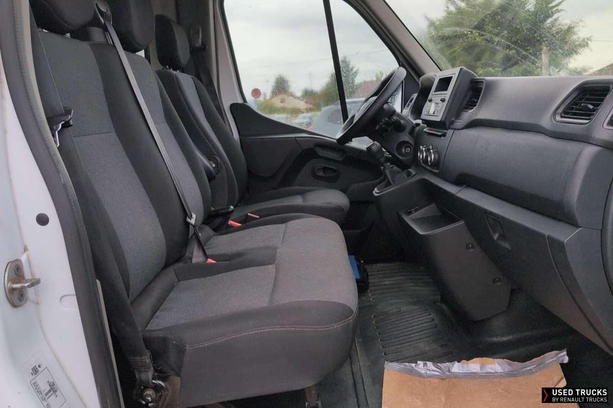 Renault Trucks Master 145