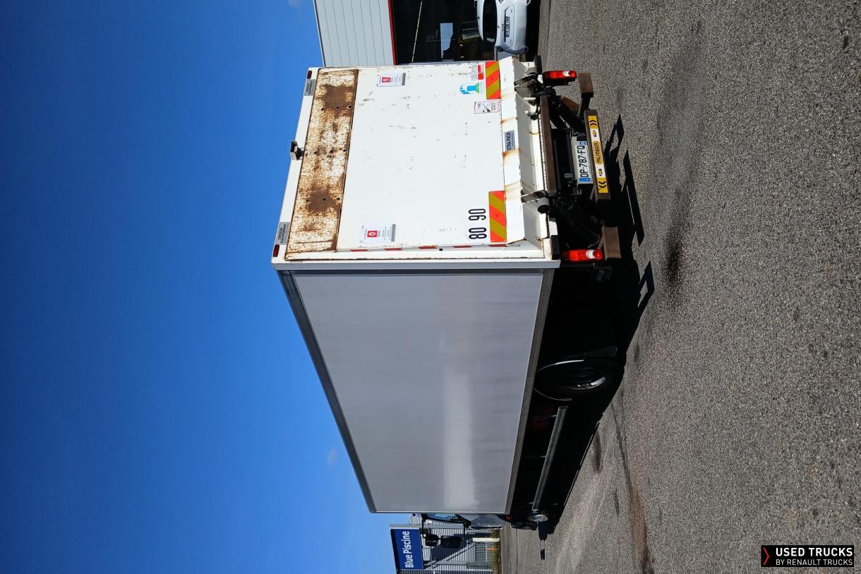 Renault Trucks D 210