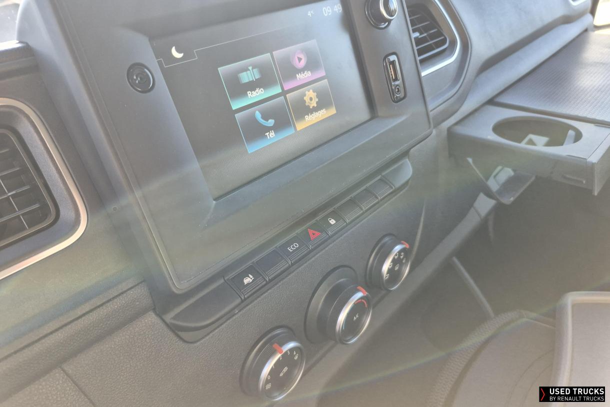 Renault Master 130