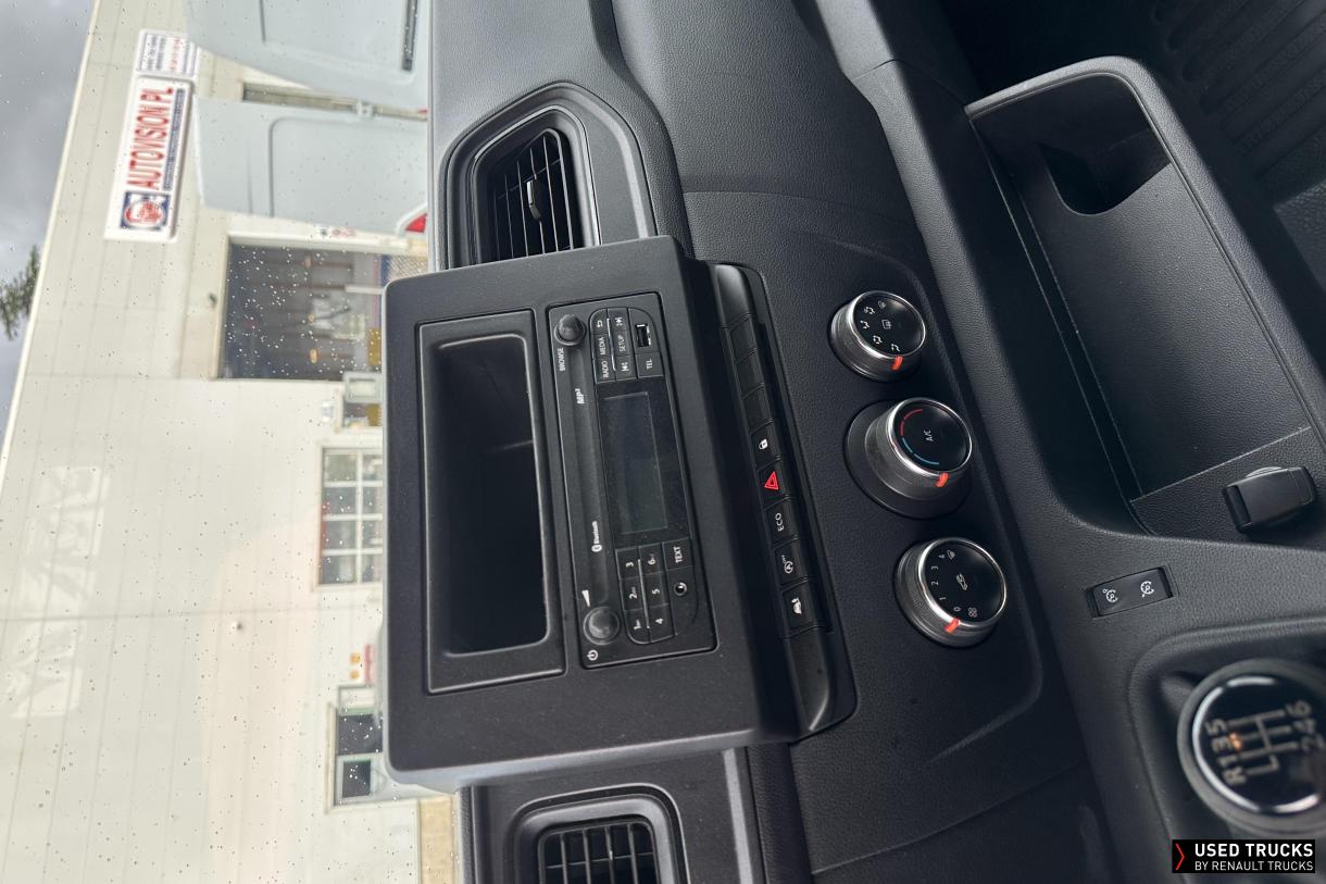 Renault Trucks Master 145