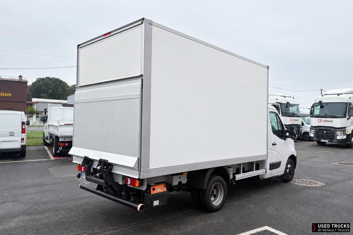 Nissan Interstar 165