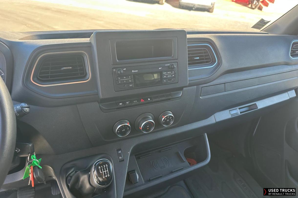 Renault Trucks Master 145